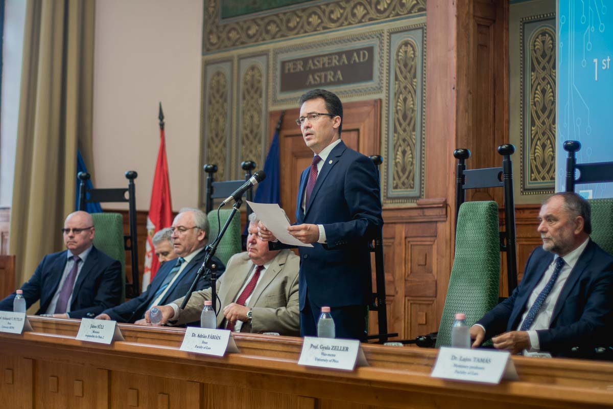 Dr. Fábián Adrián az I. Nemzetközi atomenergetikai konferencián; fotó: Csortos Szabolcs, UnivPécs