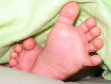 Picike baba lábacska