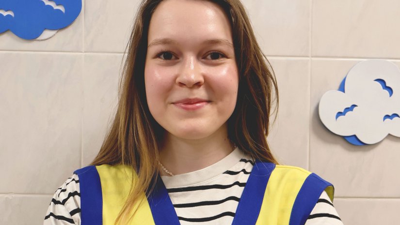 „A játék végére a szótlan kisfiú jókedvűvé és cserfessé vált.” 
