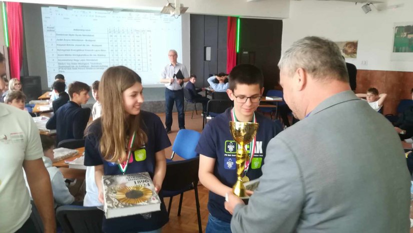 Megvédte címét a PTE Deák csapata az olimpiatörténeti versenyen