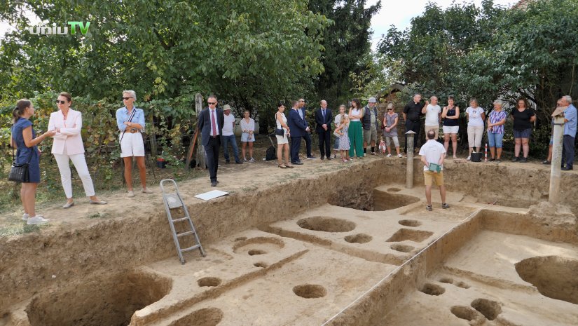 Magyarországon még sosem látott leletanyagra bukkantak a kutatók Szigetváron