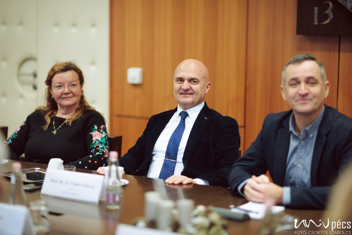 Pécs-Osijek: Further Strengthening the Partnership with the University of Osijek