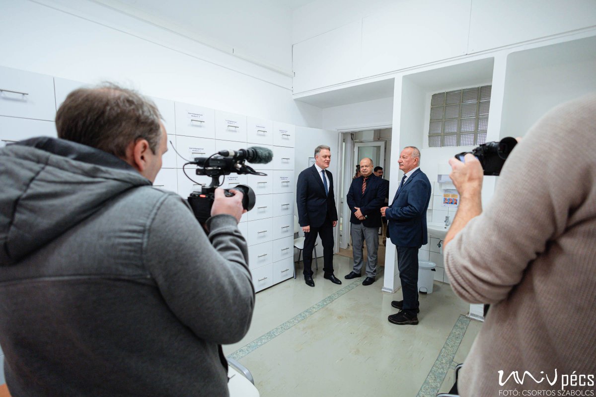 PTE Klinikai Központ Foglalkozásegészségügyi és Munkahigiénés Központ átadó