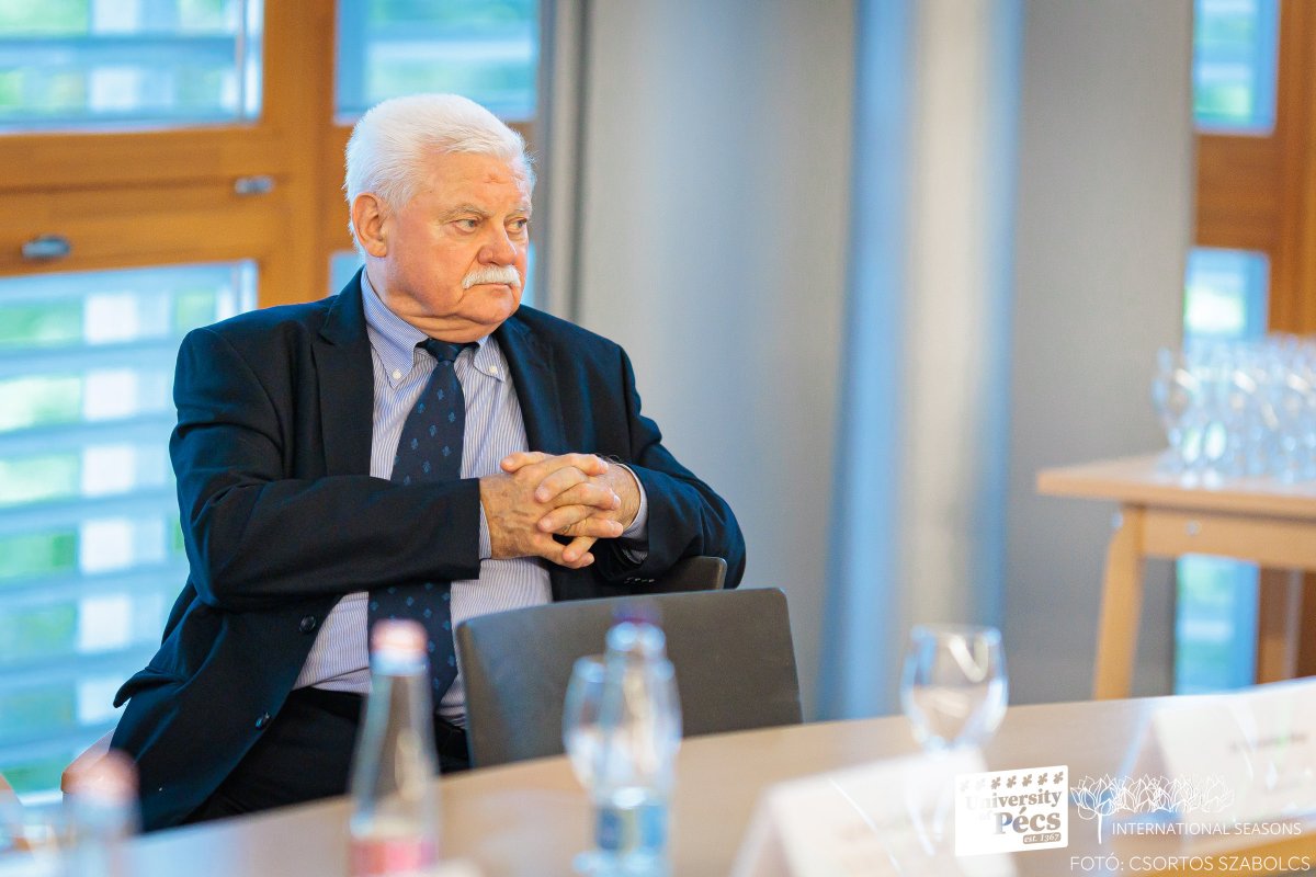 Dr. Fischer Ferenc